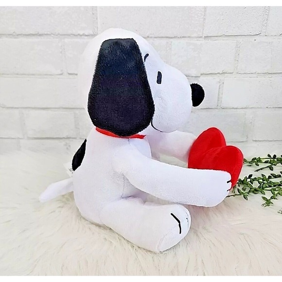 Valentines Day‎ Snoopy Peanuts Be My Valentine Plush Dancing Animated CVS - Picture 6 of 12